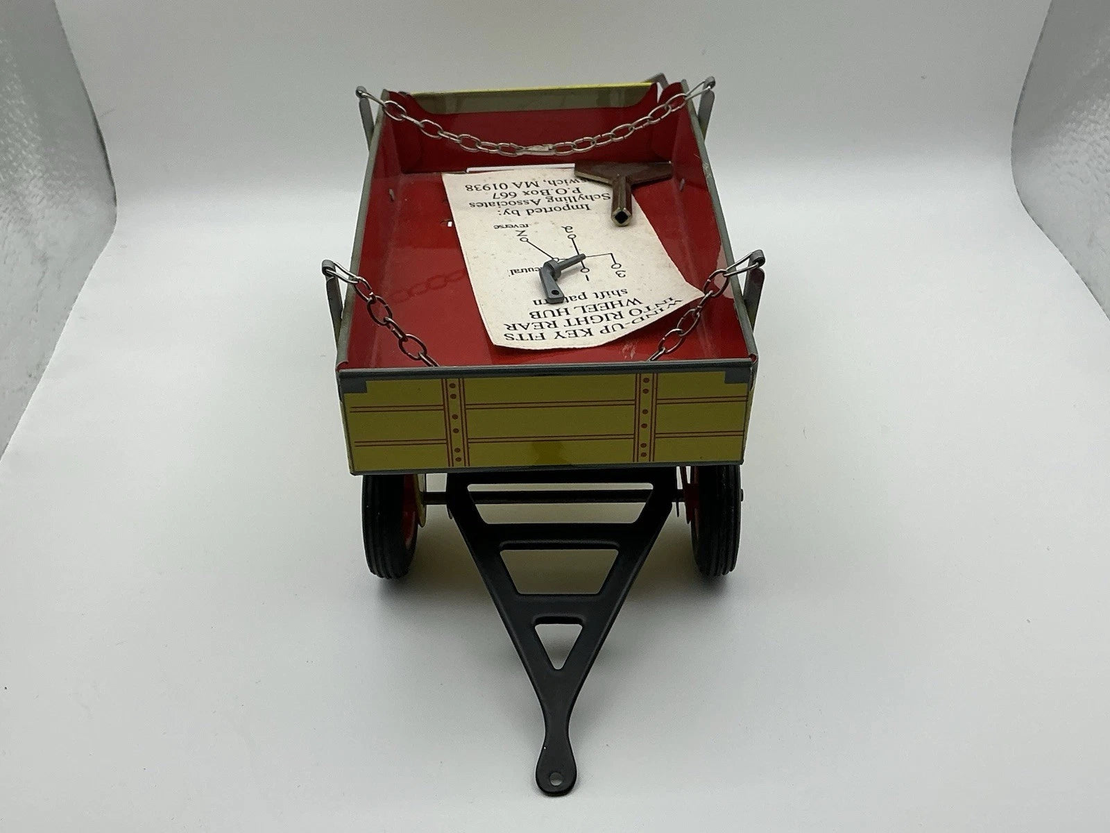 Retro 1990's (Kovap, Czech Republic) Tin Litho Wind-up Toy ZETOR Tractor Trailer