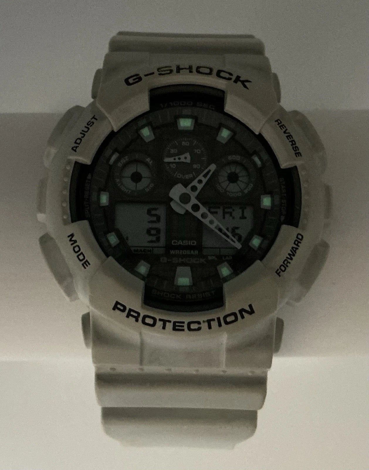 Casio G Shock GA100LG 5081 Light Gray Watch New Battery