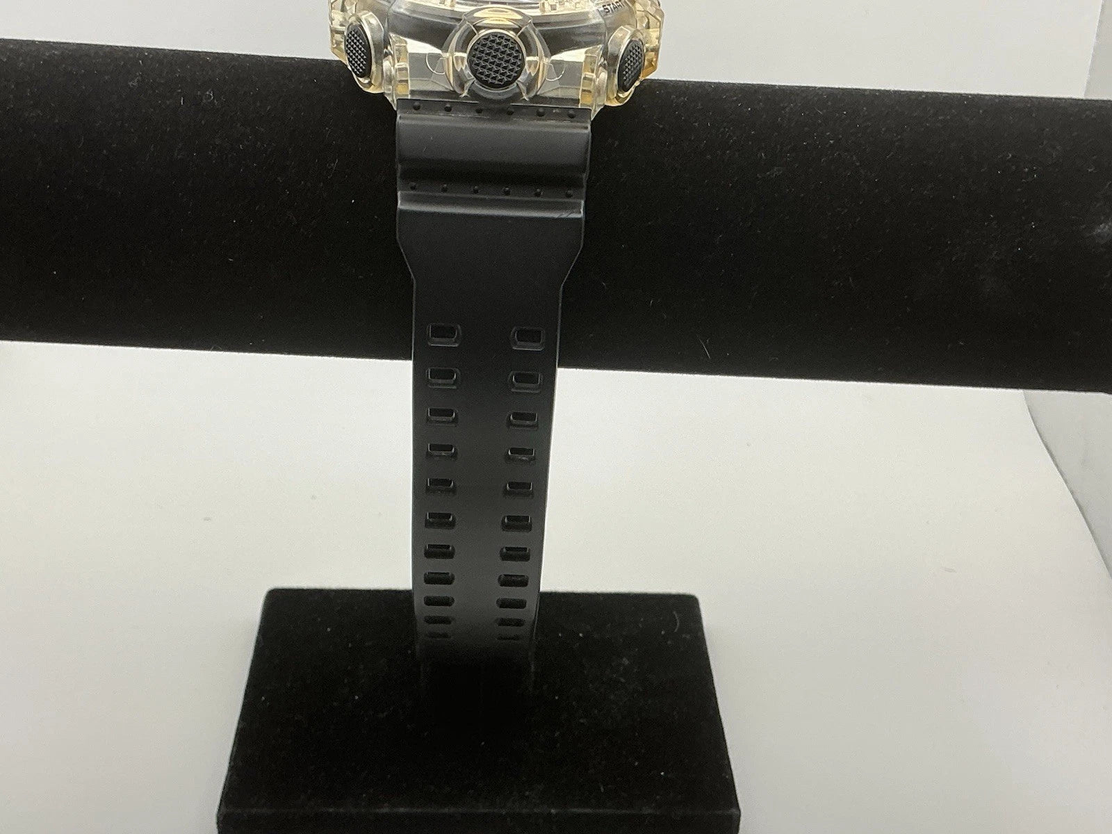 CASIO G Shock 5522 , GA -700 SKC /Grey Camo Skeleton Series/New Battery