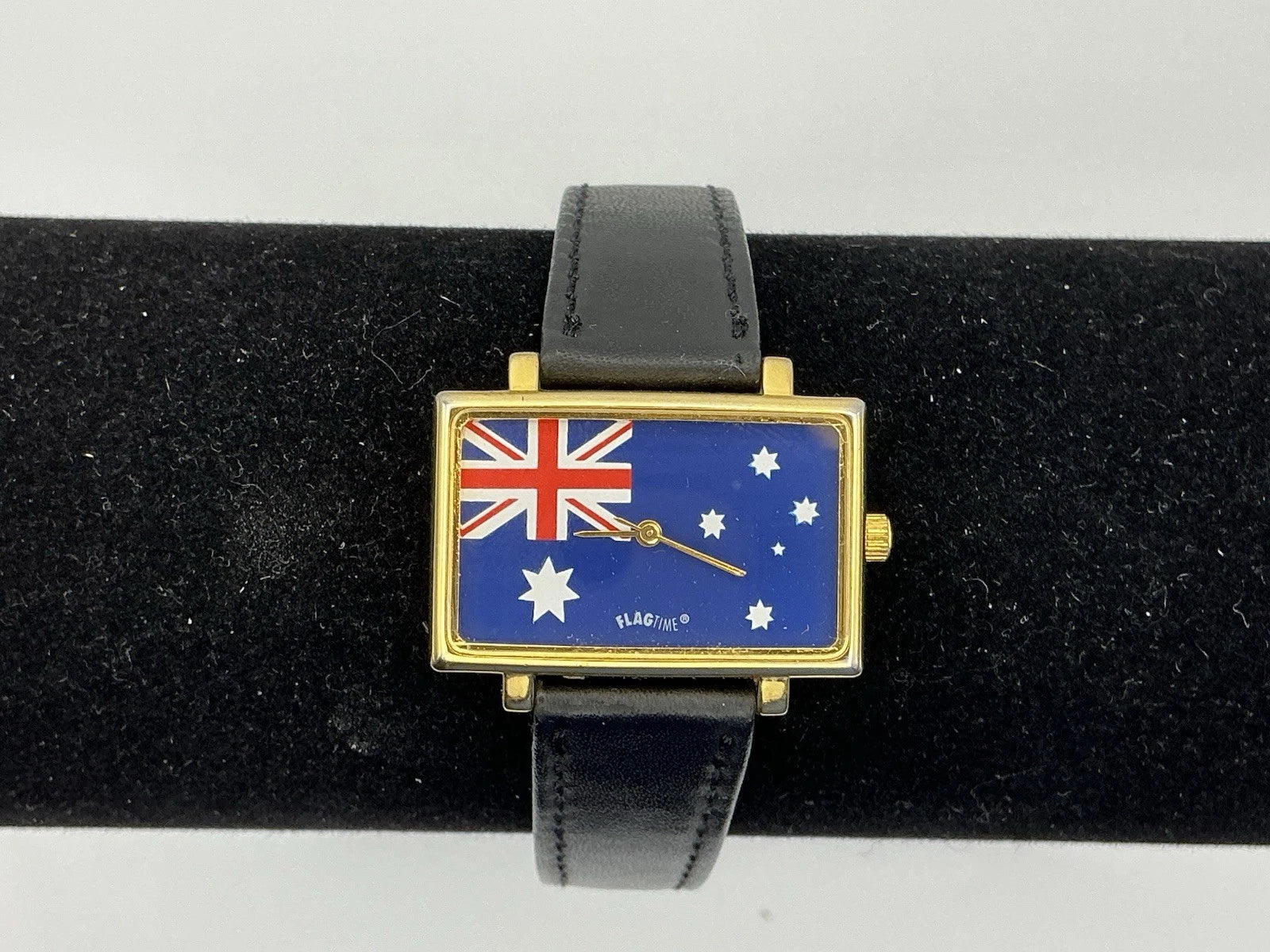 Flagtime Australia Flag Watch Rectangular Gold tone Black Band New Battery