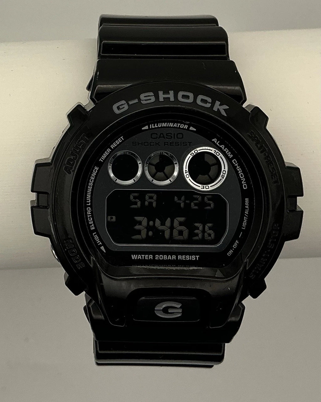 Casio G-Shock DW-6900NB Chrome Dial Digital Watch 3230 New Battery
