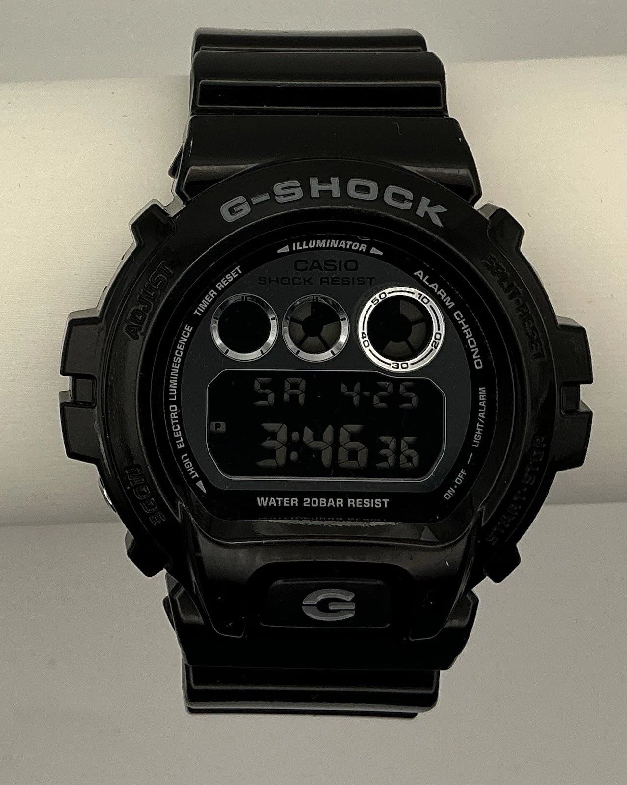 Casio G-Shock DW-6900NB Chrome Dial Digital Watch 3230 New Battery
